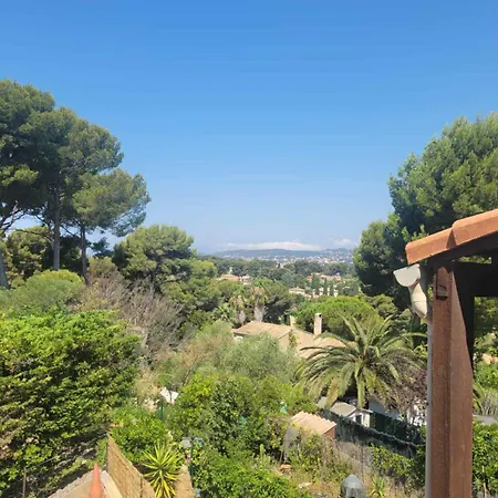 Grand Mezzanine Calme Climatise Parking Prive 700 M Appartement *