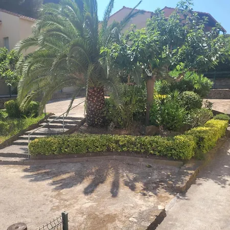 Grand Mezzanine Calme Climatise Parking Prive 700 M *