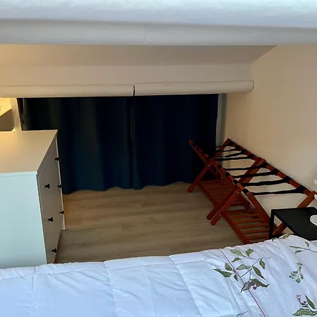 Grand Mezzanine Calme Climatise Parking Prive 700 M
