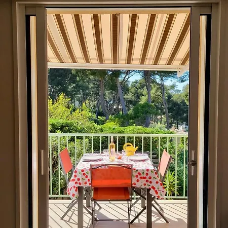 Grand Mezzanine Calme Climatise Parking Prive 700 M Appartement